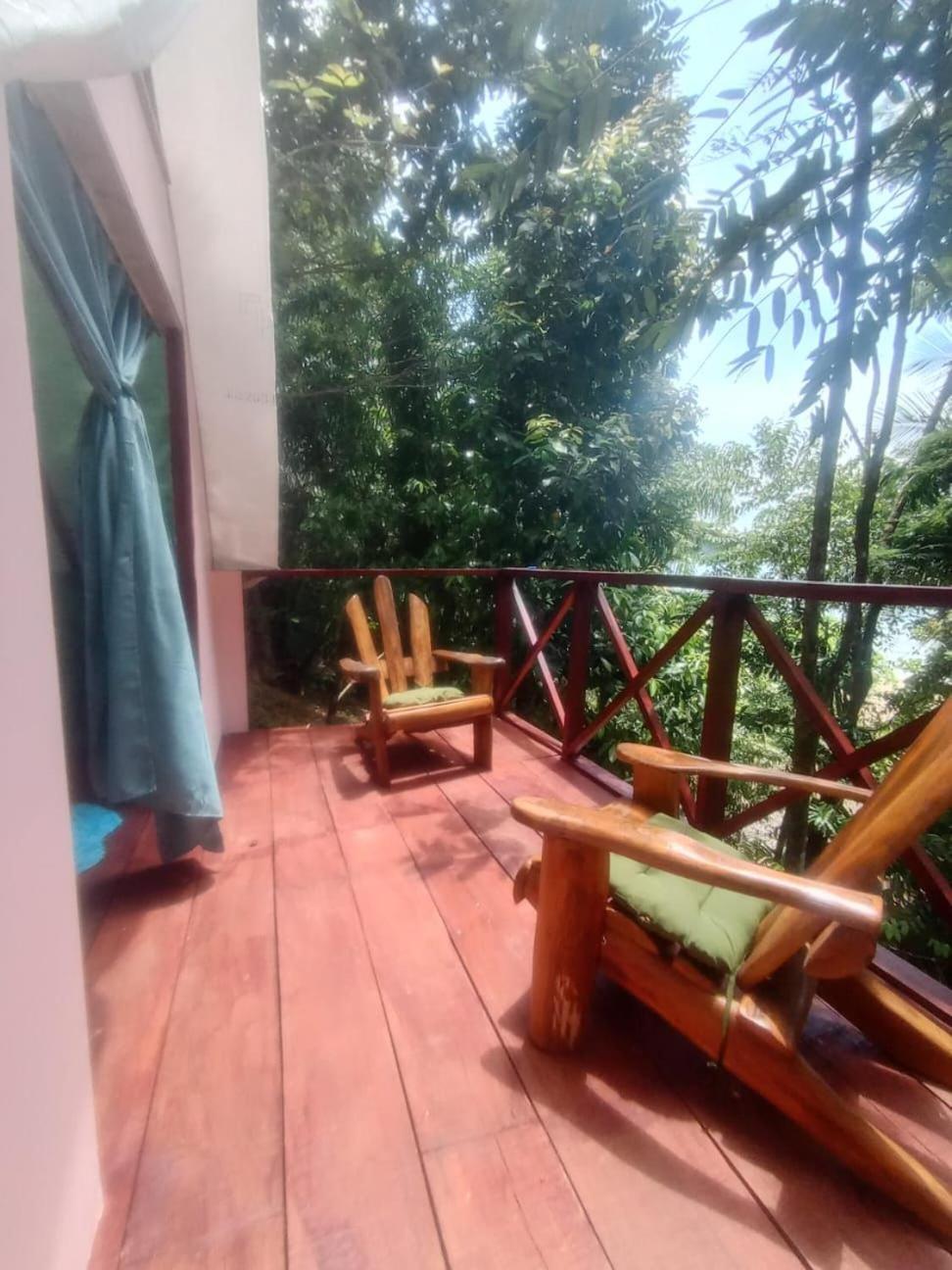 Pirate Drake Beach Hostel & Tour Company Drakes Bay Εξωτερικό φωτογραφία